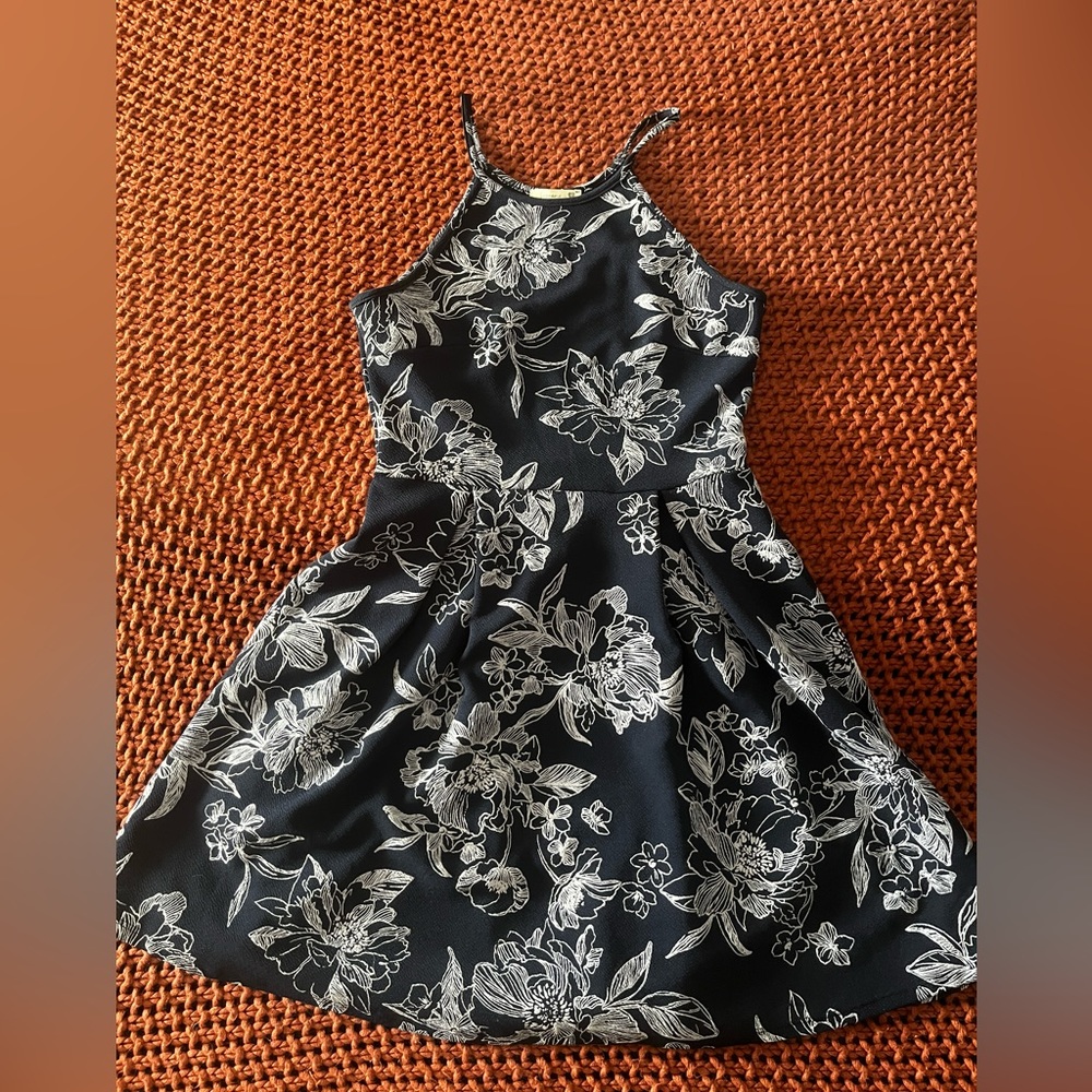 Juniors navy blue semi formal dress size small
